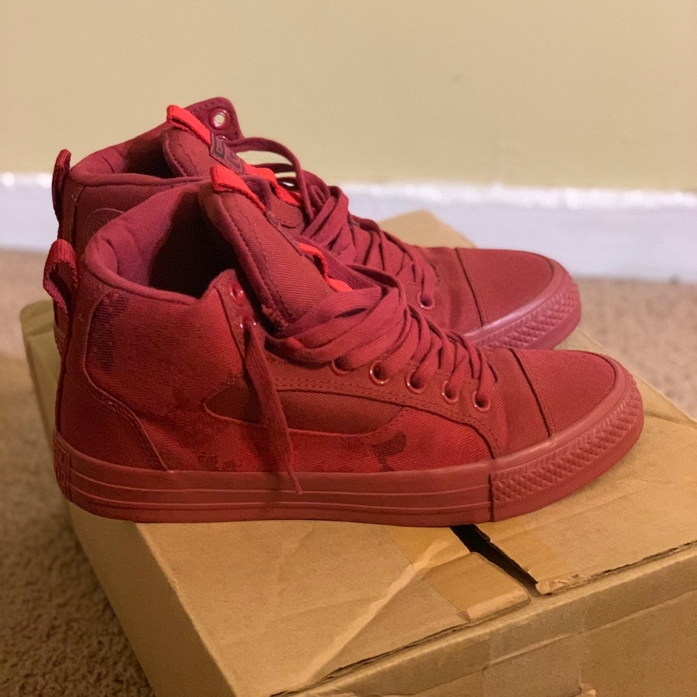Red Allstar Converse